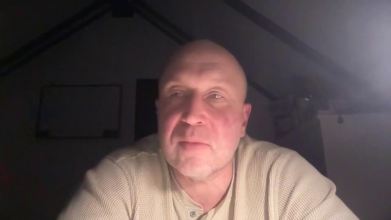 Не будь модным — будь собой: жёсткая правда о настоящем успехе.