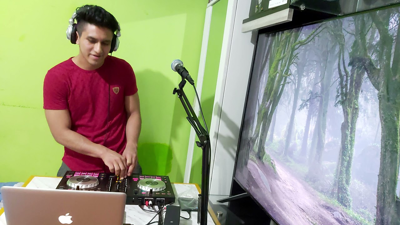 los yennys del peru mix dj cortez (el rabito, el silbido, amor difícil, el imbécil, el loco y mas).