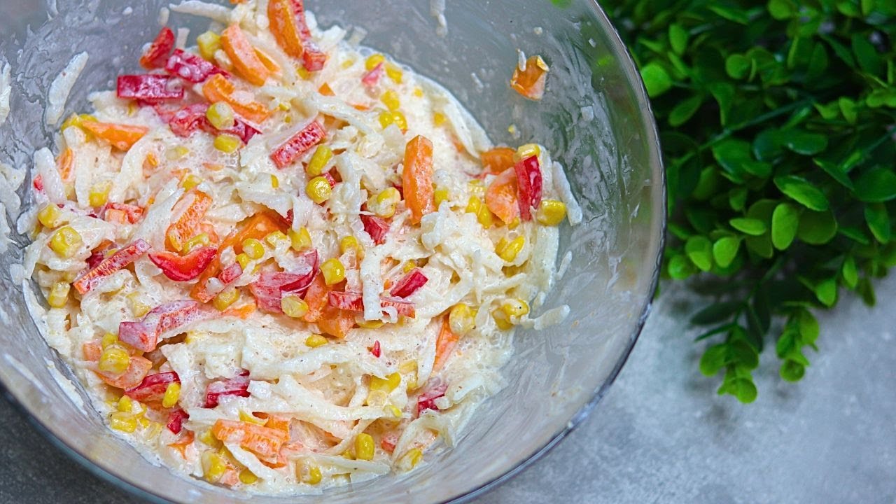 Das unterschätzte Superfood: Daikon Rettich macht den Salat zur Vitaminbombe! Cremiger Paprika Salat