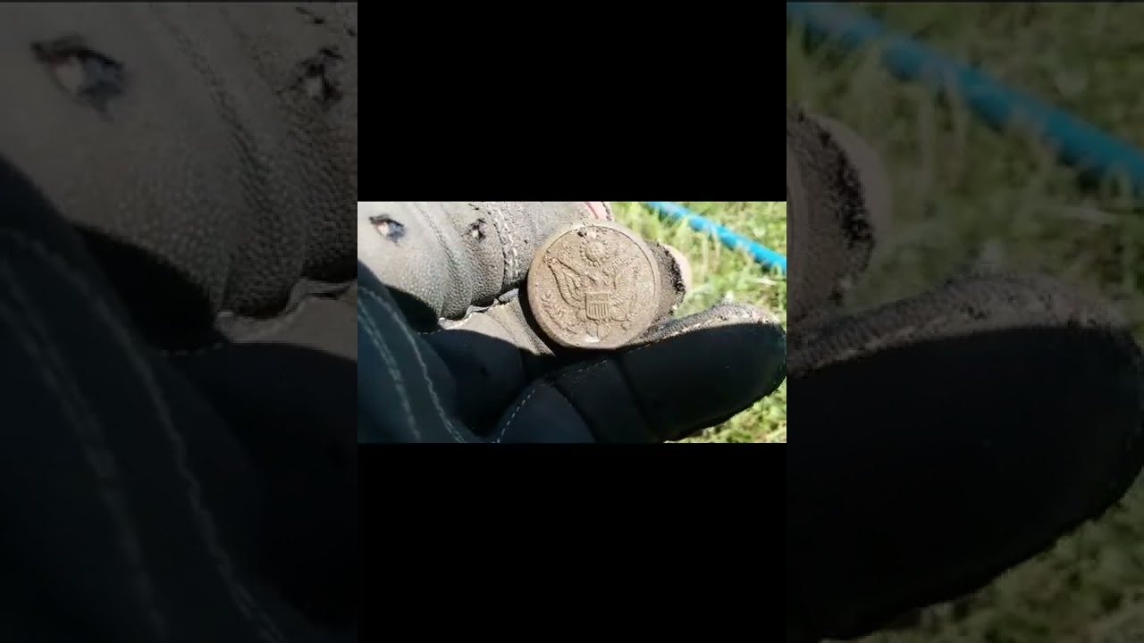 Great Seal Coat Button Found Metal Detecting #shortvideo #shorts #short
