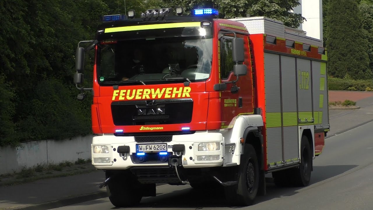 [RW,WLF uvm.]Zusammenschnitt der Berufs- und Freiwilligen Feuerwehr Wuppertal