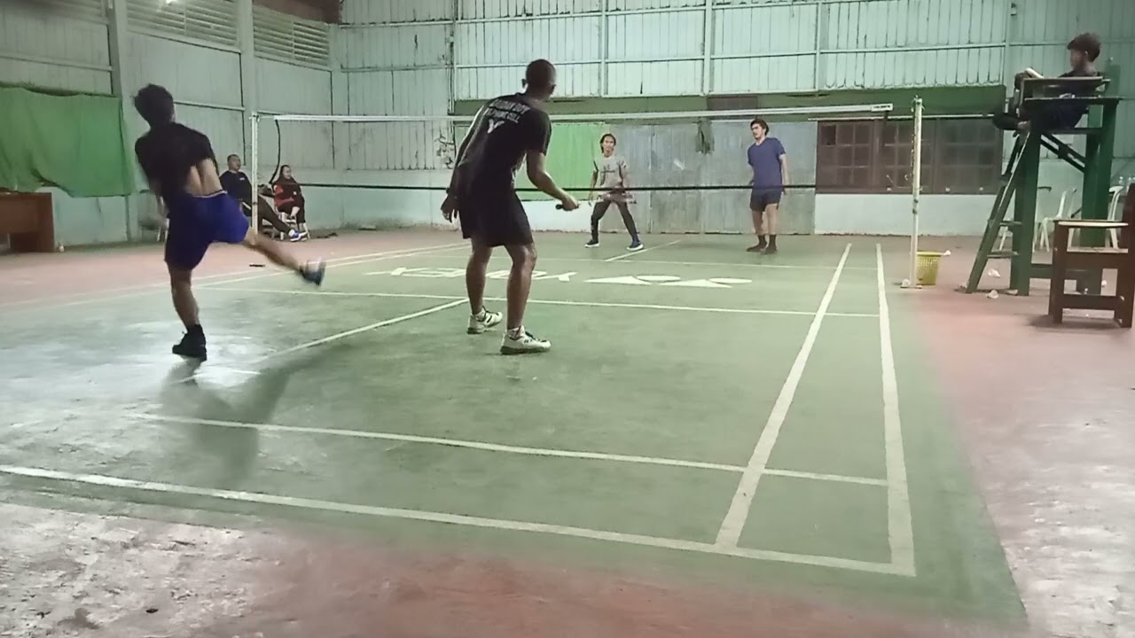 Badminton PB. Phone Cell Reza/Roy vs Hasyim/Friends