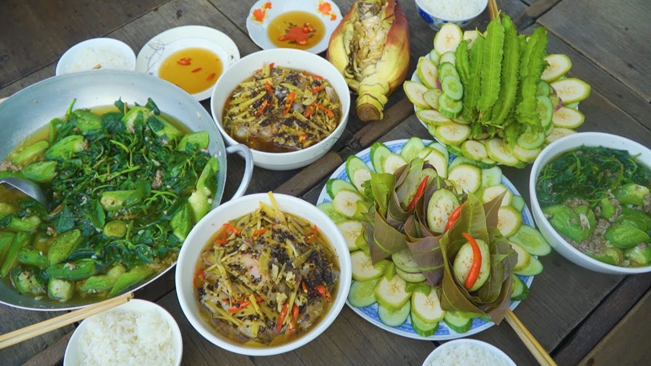 Hao cơm với món 