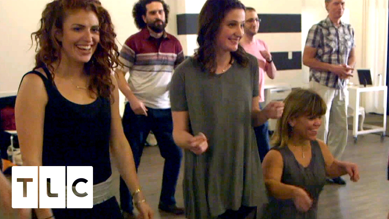 Girl Talk and Salsa Dancing | Little People, Big World