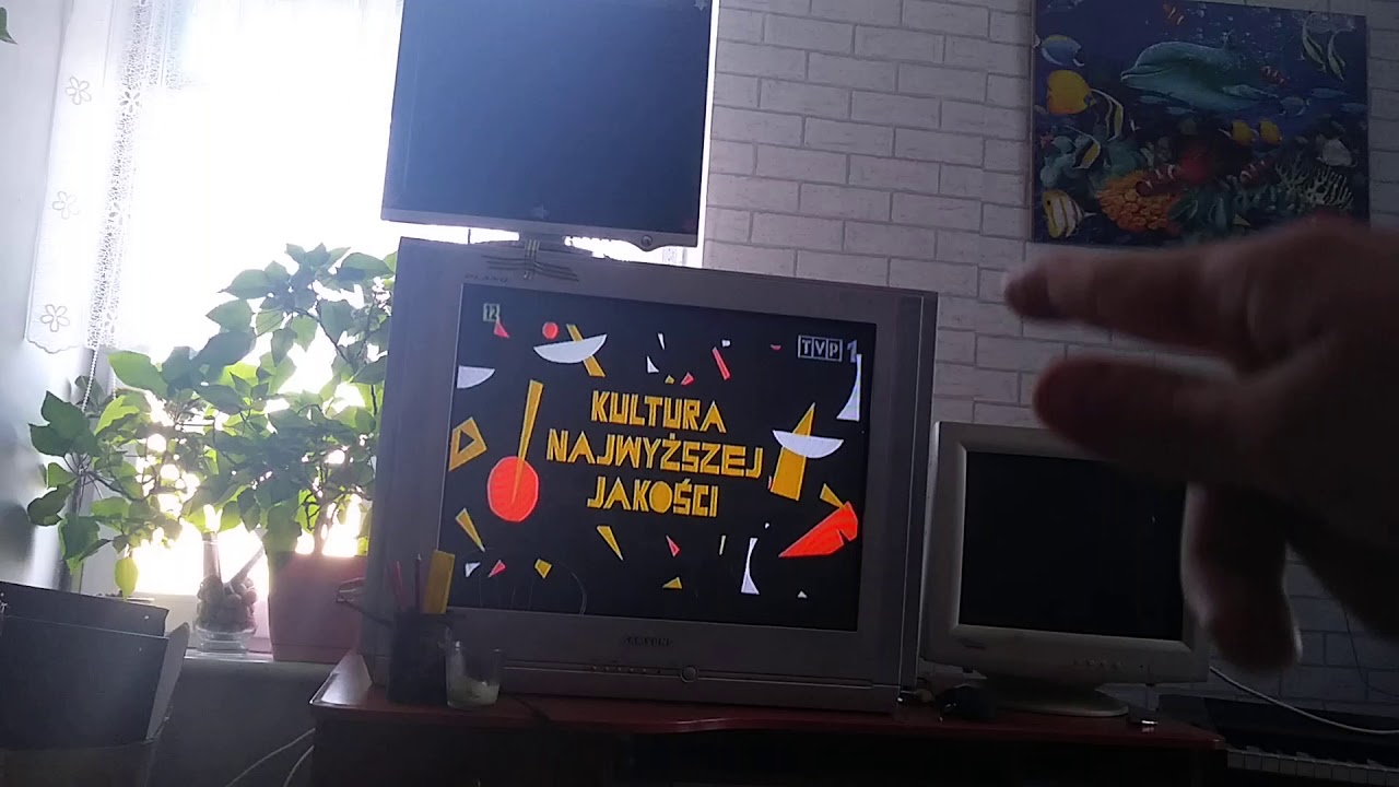 Prezentacja telewizora kineskopowego 29 cali Samsung Plano (tryb TV, AV1 i AV2)
