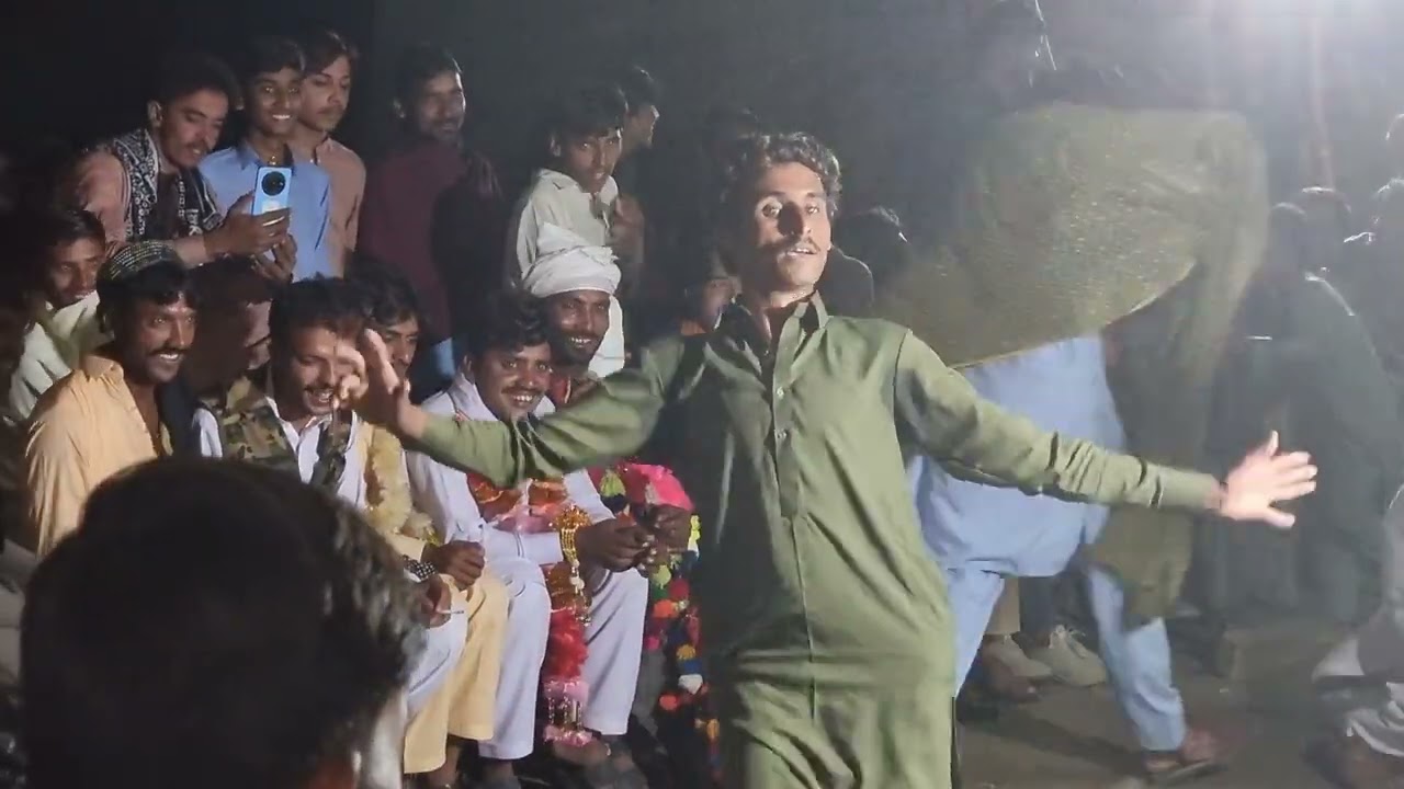 پوری دنیا حیران! یہ ڈانس تو سب کے ہوش اُڑا گیا 😱💃