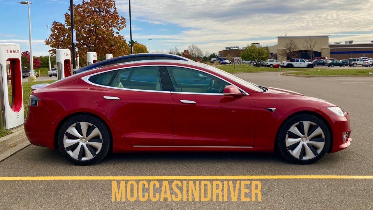 2020 Tesla Model S Performance | POV Walkaround & Quick Drive
