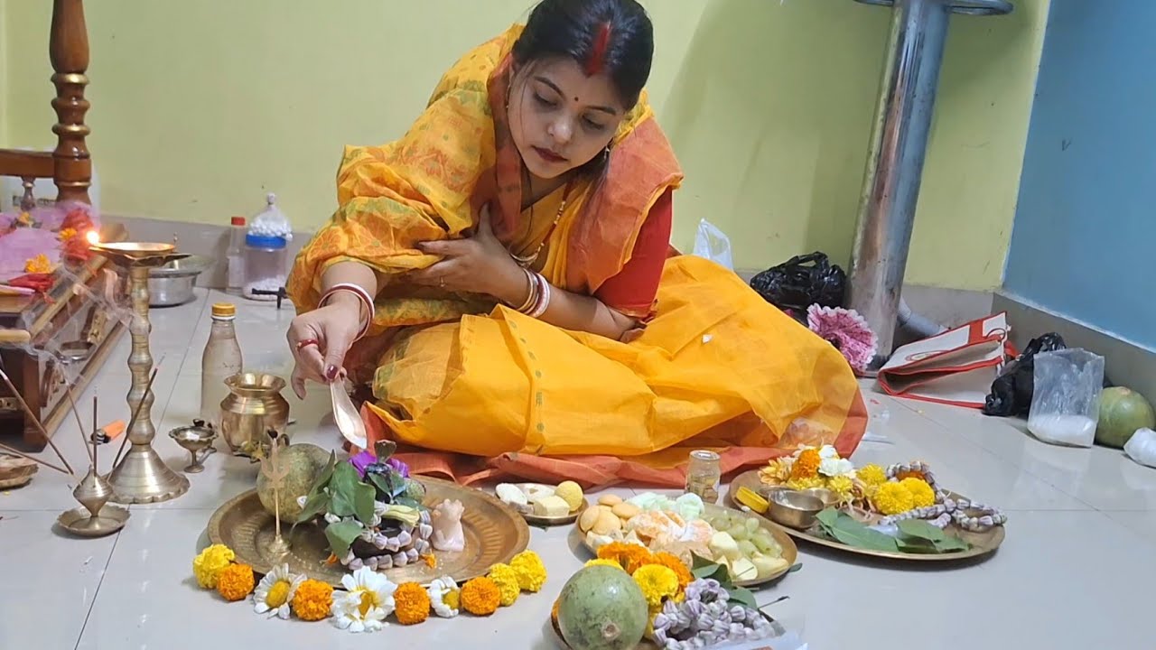 মহাশিবরাত্রি ব্রত আমি এই ভাবেই বাড়িতে পালন করে থাকি ।