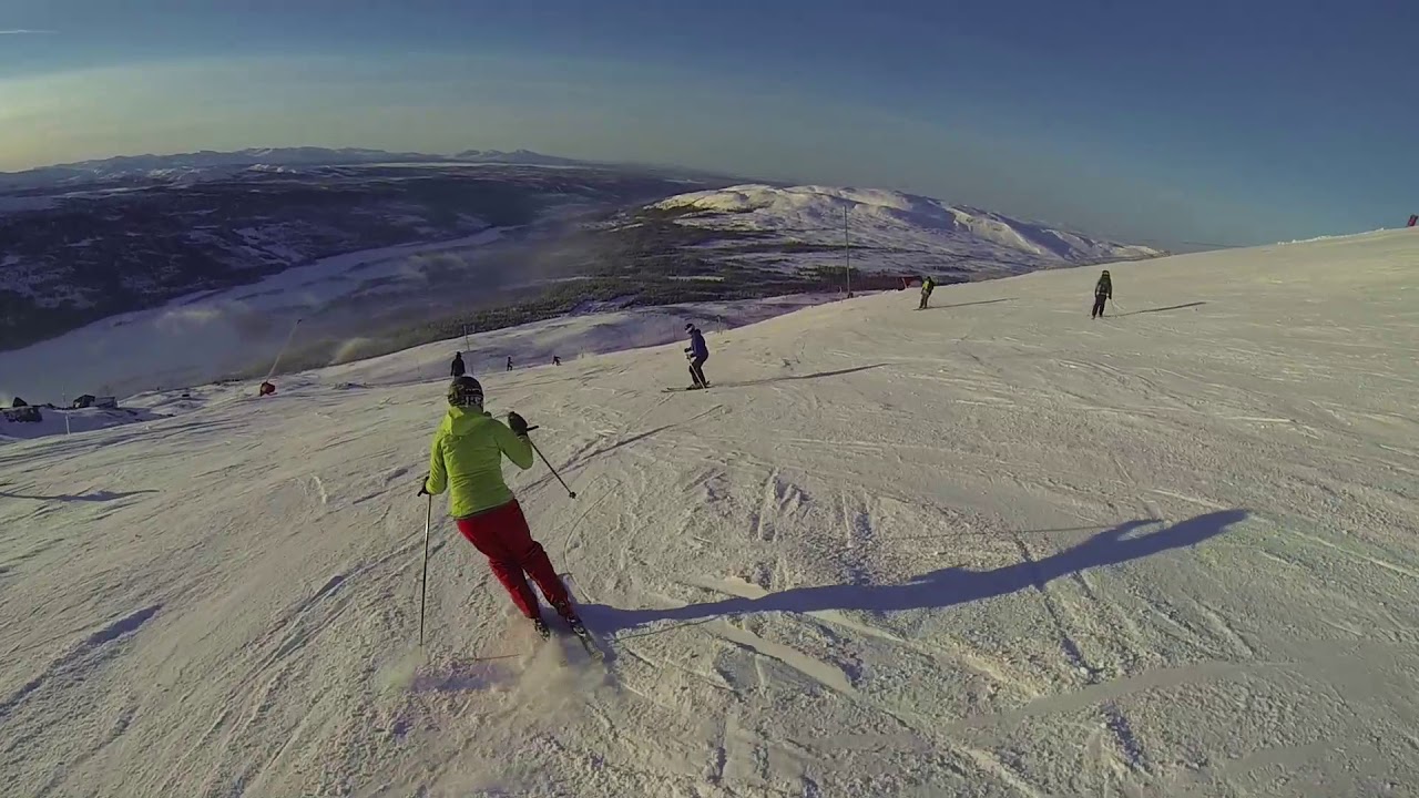 Skiing from Topp Plat&aring; down to VM8:an at &Aring;re 2018