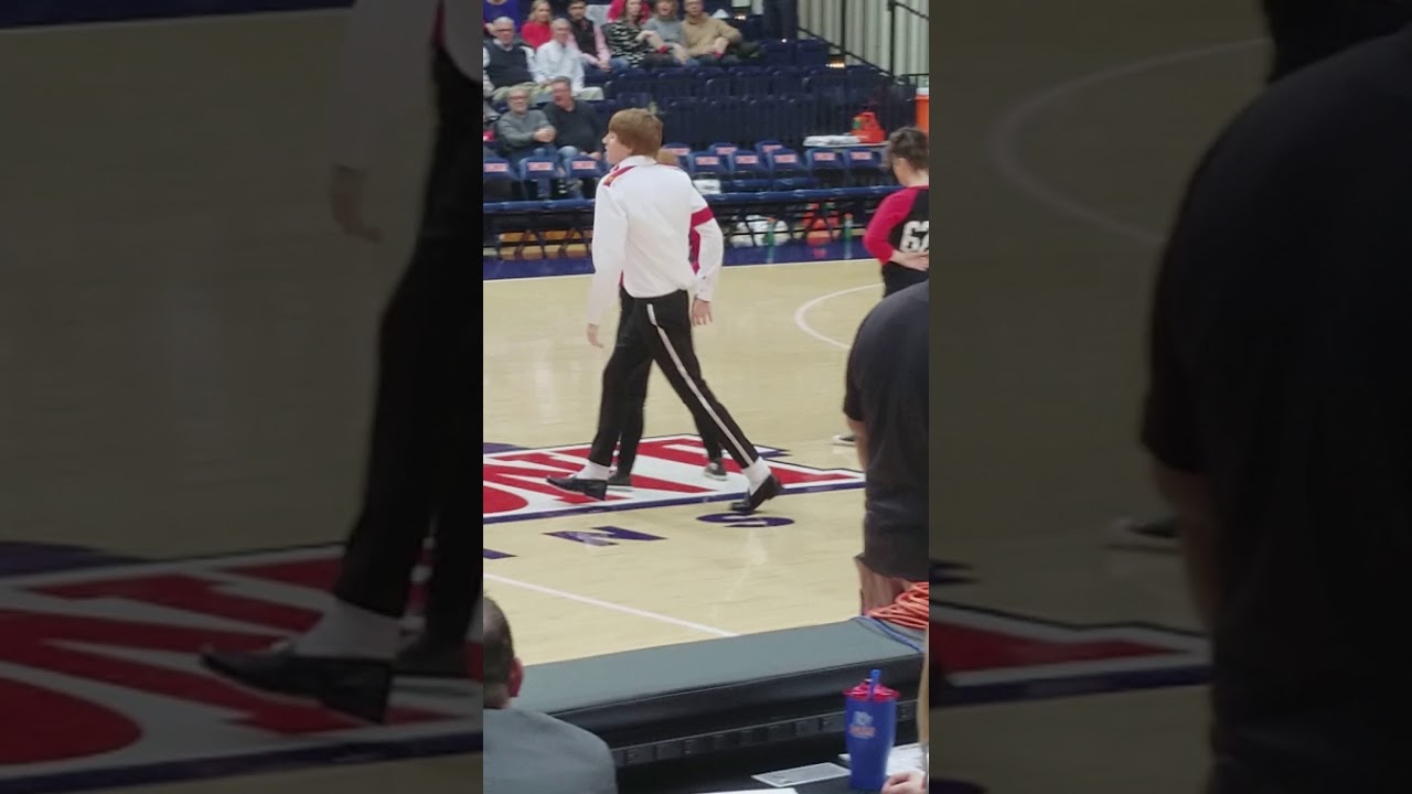 Brett Nichols at the Belmont Murry halftime