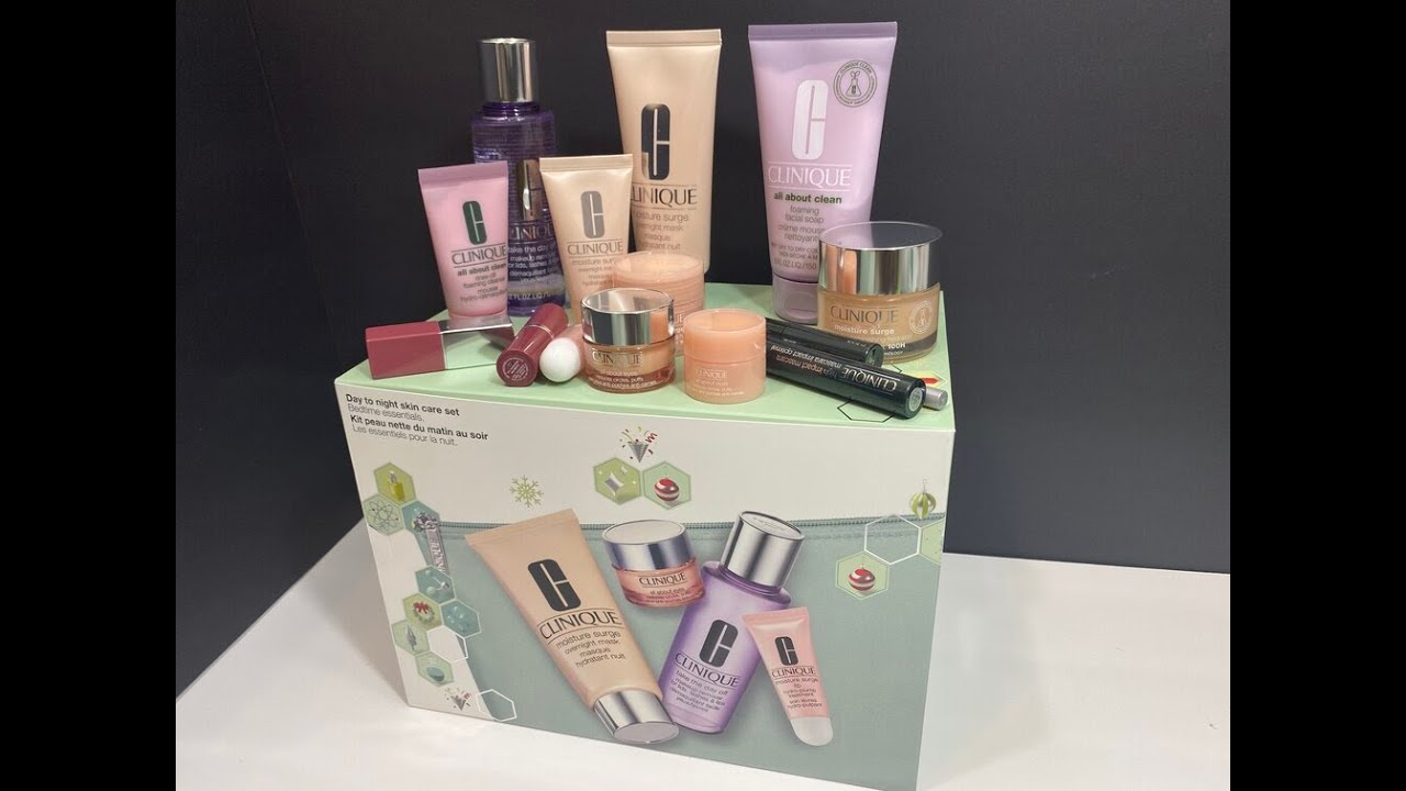 Unboxing Clinique skin care and beauty holiday set