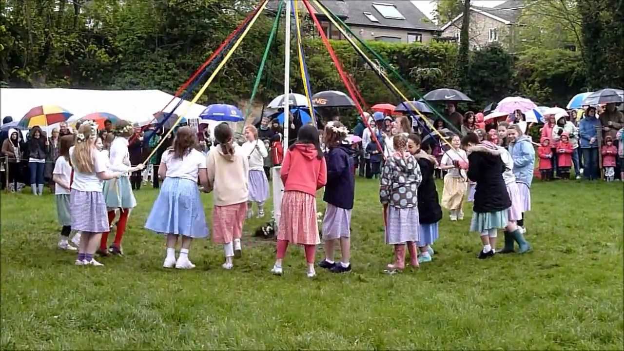 Wheatley May Day 2012 - Maypole dancing