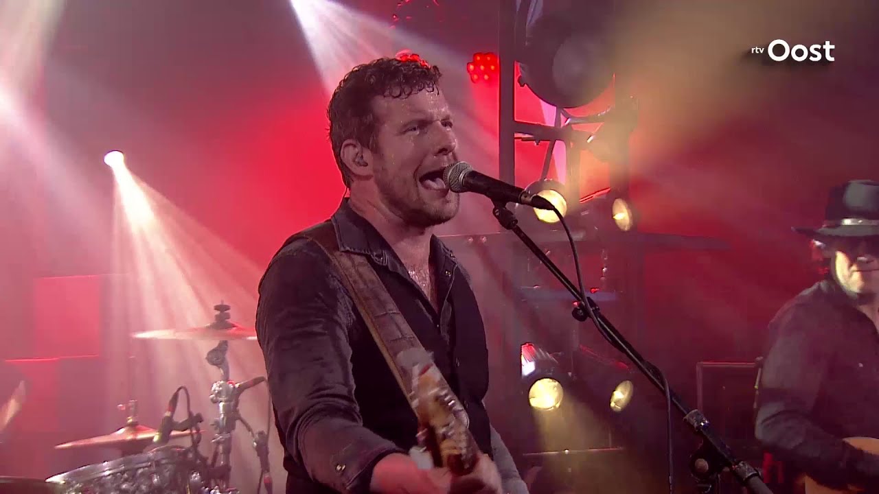 Heinoos - Ik heur bij ow (Live @ Dialectfestival 2019 RTV Oost)