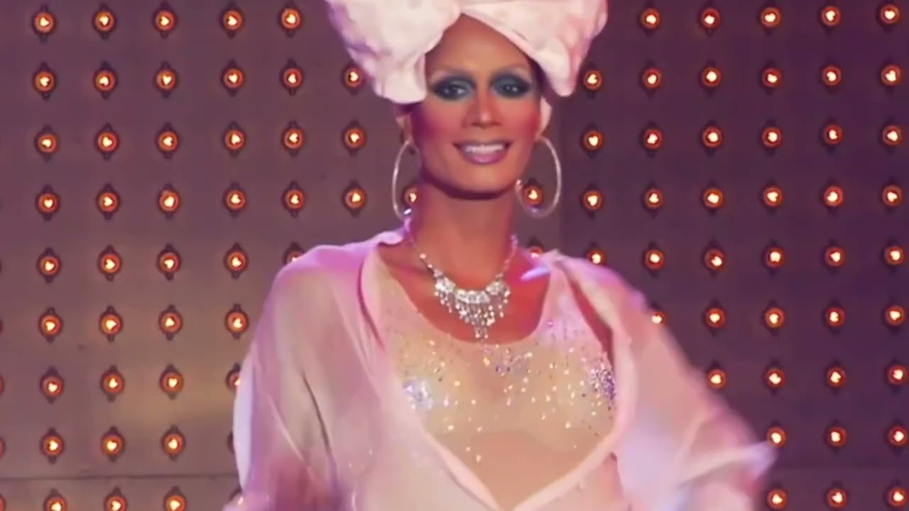 The Evolution of DragRace Fashion