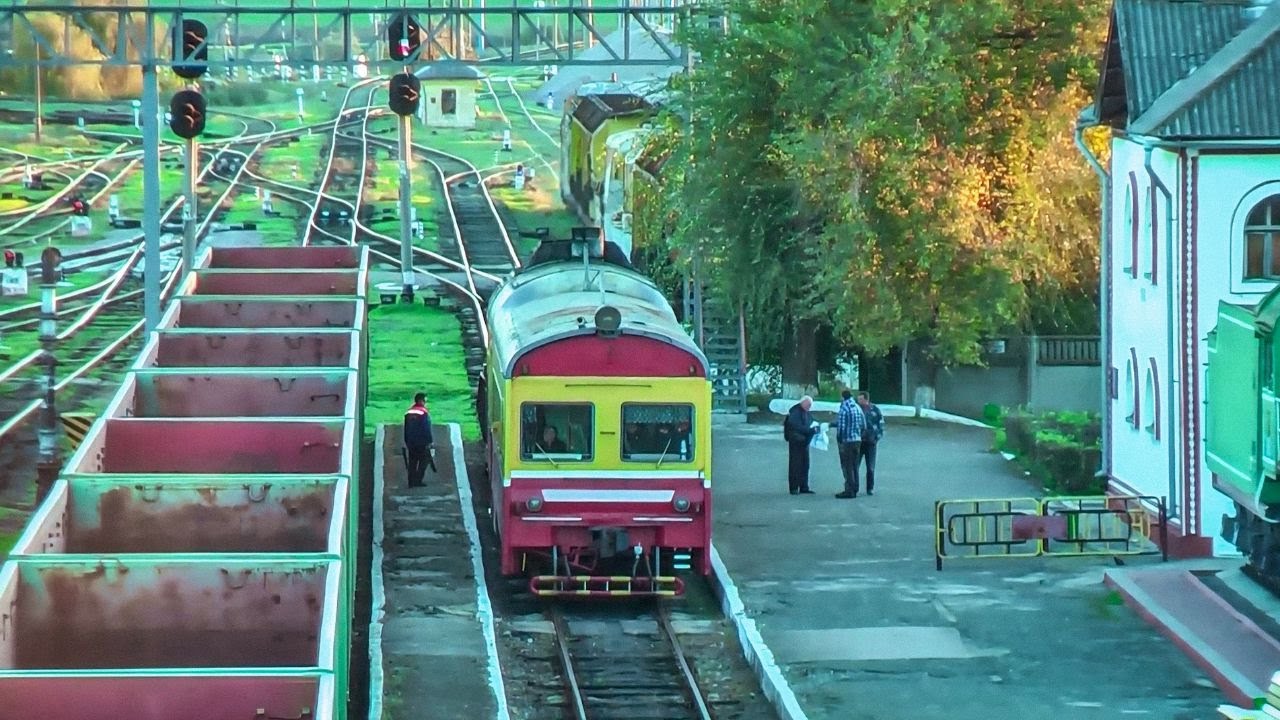 Автомотриса Д1-603-3. Прибытие на станцию Бессарабка
