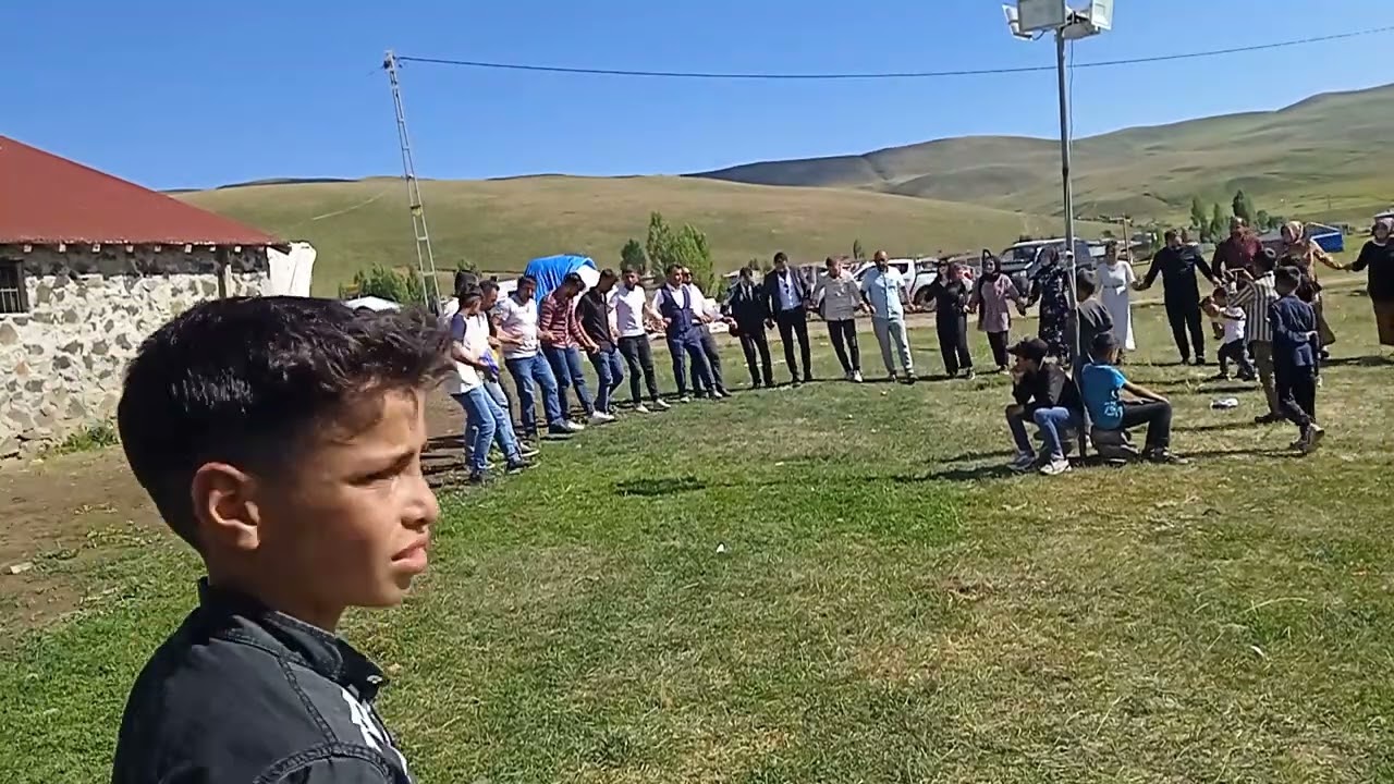 Erzurum Çat karaşeh köyü Vahit sarının düğünü 🥳🥳