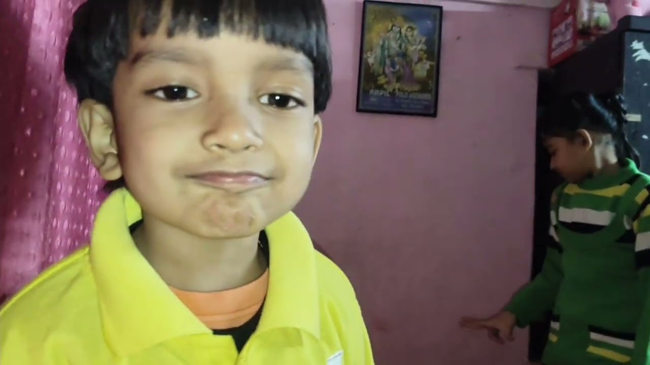 Nani Ne fata hua note De Diya 🤣🤣🤣#viralvideo #familyvlog #kittuayushvlogs 