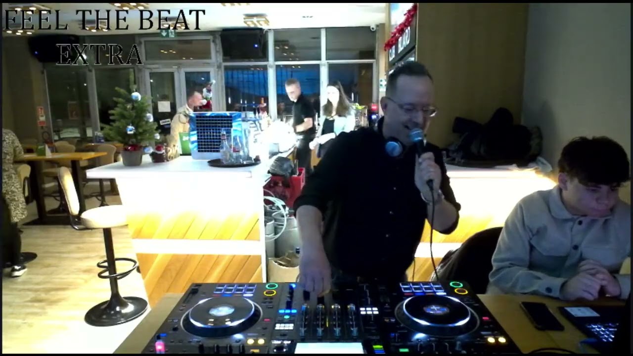 🅵🅴🅴🅻 ​ 🆃🅷🅴 ​ 🅱🅴🅰🆃  LIVE EXTRA /DJ MEZRICZKY & DJ KRAMO/