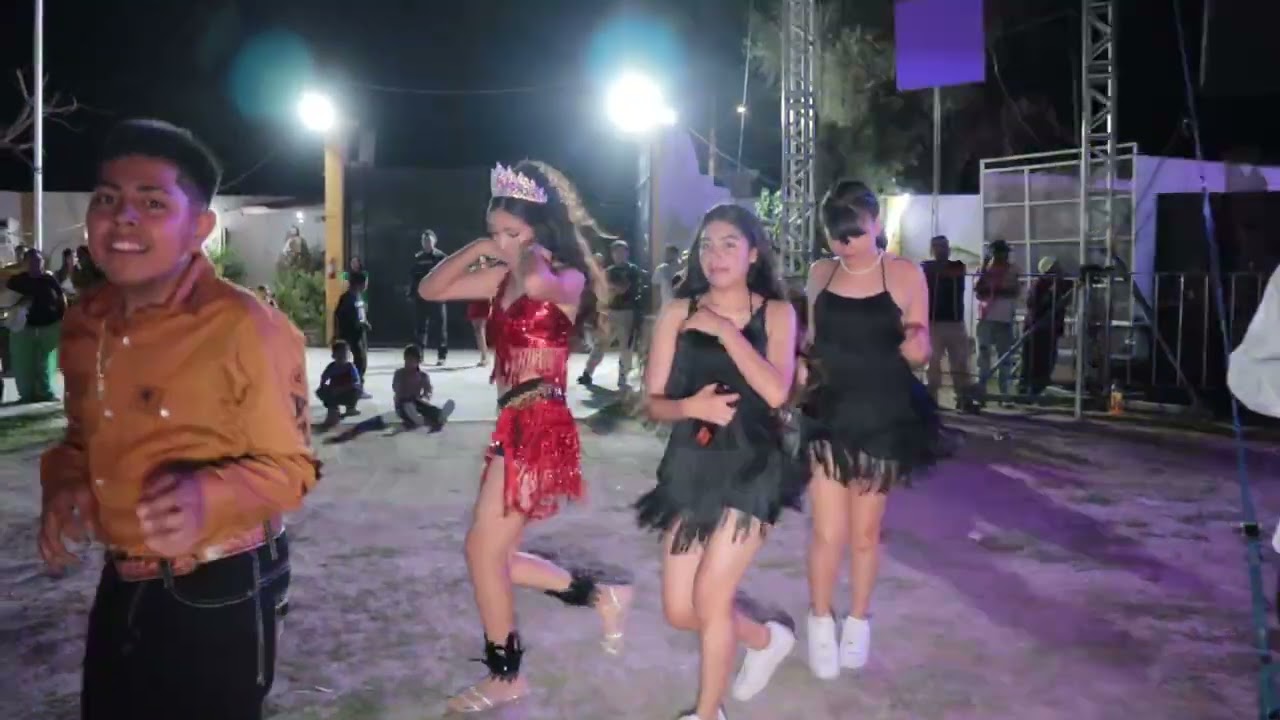 BAILE DE XV AÑOS DE WENDI