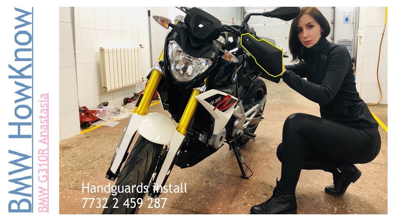 BMW G310R handguards installation. Girl serves a motorcycle herself. 77322459287 Handprotektoren.