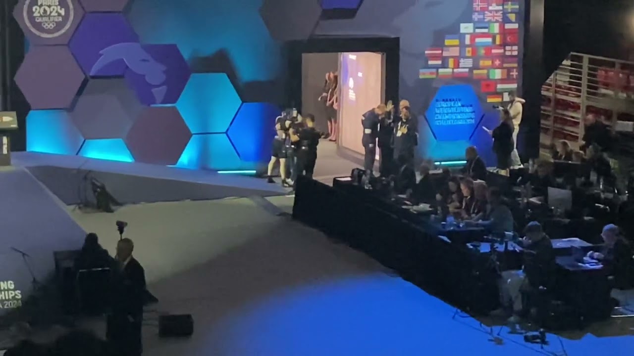 Hampton Morris attempts American record at European Weightlifting Championships 2024 - mens 61kg C&J