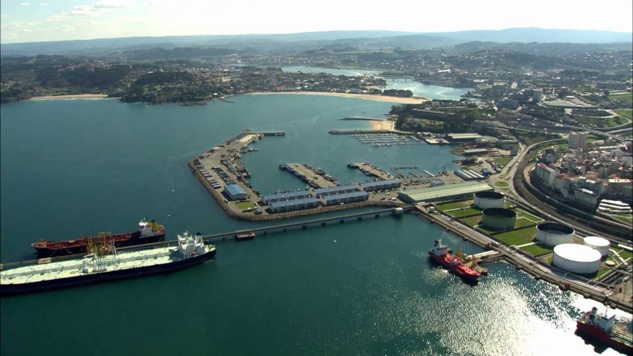 Caisson technology in the construction of port infrastructures