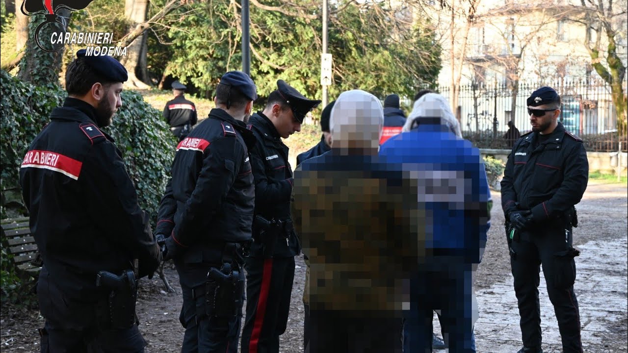 Zona tempio-stazione Novi Sad, controlli dei Carabinieri, tre denunce e un invio al Centro Rimpatri
