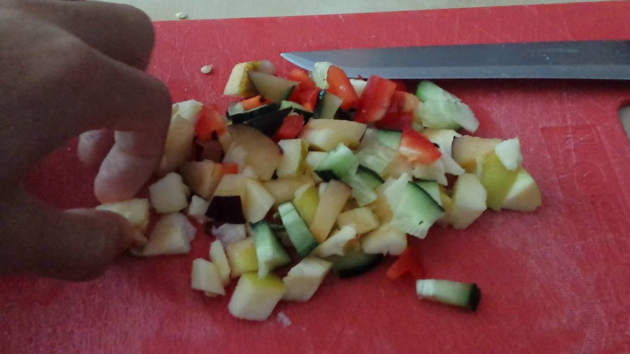 Preparando comida gourmet para nuestro loro (otoño)