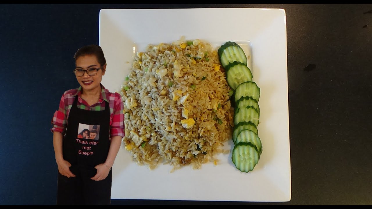 Nasi met ei, ข้าวผัดไข่ video #122 Thais eten in Nederland met Soepie.