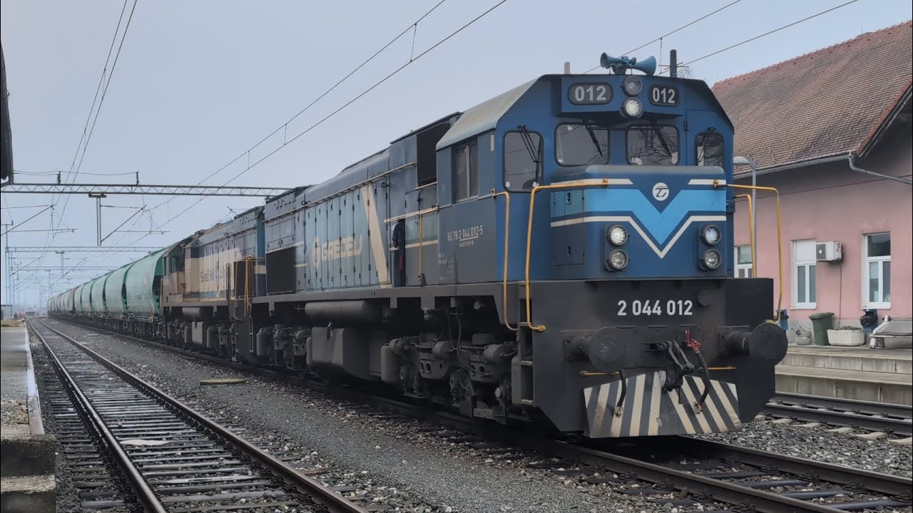 Odlazak 2044 012 + 2044 023 s teretnim vlakom | Velika Gorica | 27.12.2025.