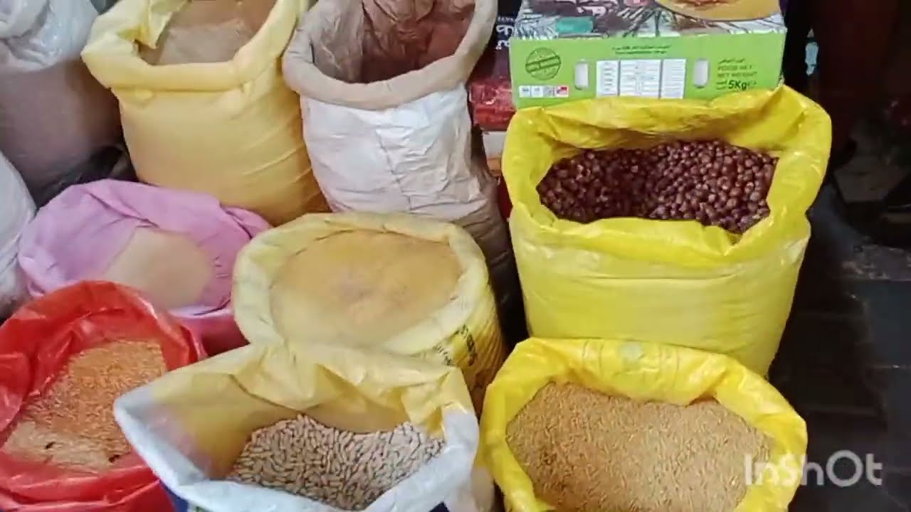 جولة في مدينة دمنات عند العطارة زنقة التجارةمعروفة فالدمنات احسن قهوة اوأحسن التبزيرة