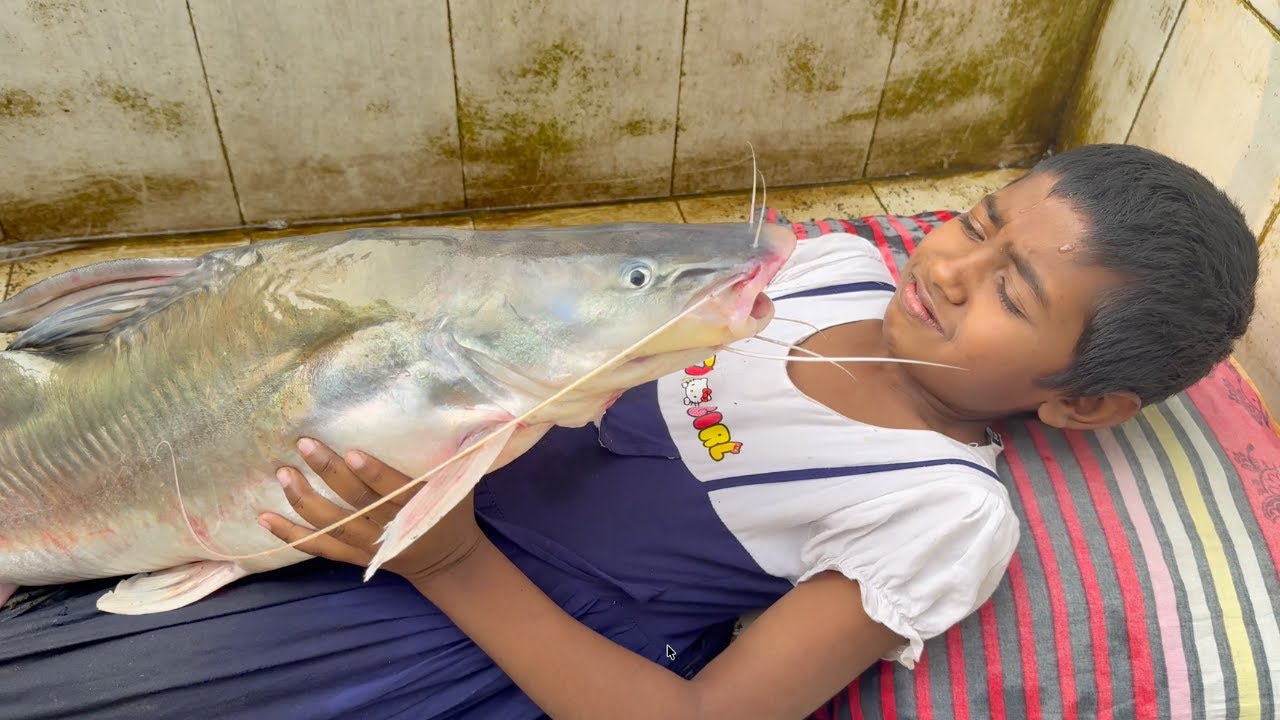 Aquarium Cleaning Mega Project with Cute Girl