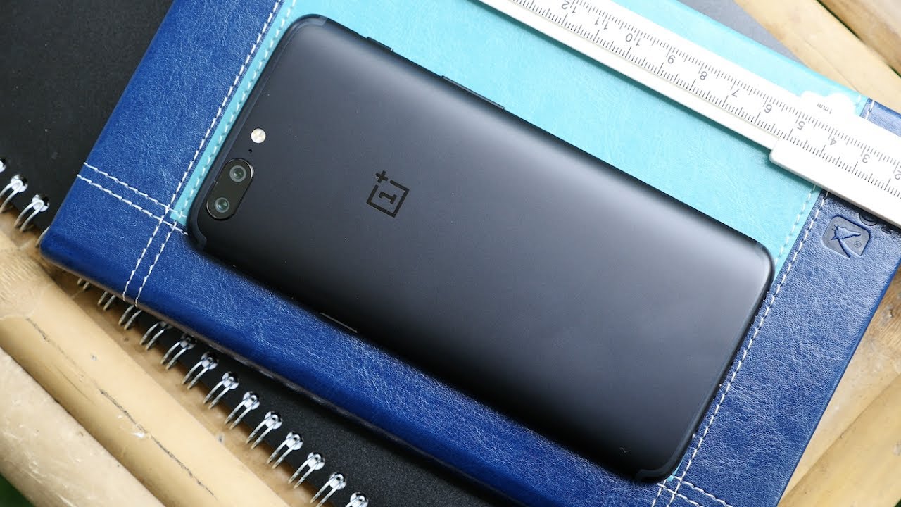១​ + ៥ OnePlus 5 Review (John Sey)