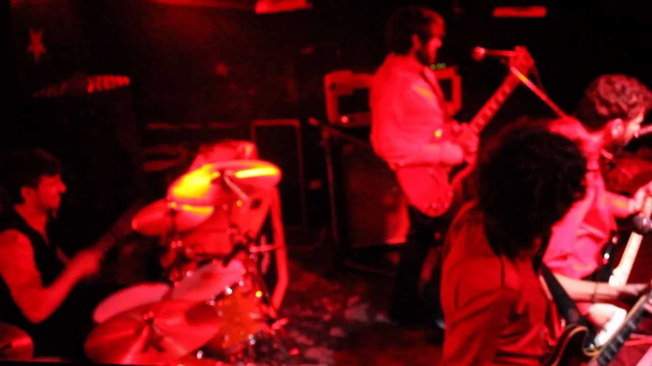 HELLTRIP GIRA ANIMAL A Coru&ntilde;a (Sala LeClub) y Vigo (Sala Iguana)