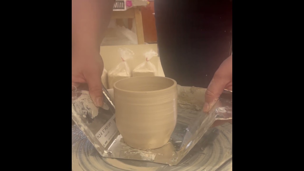 How to Use a Pot Lifter #pottery #clayvideos