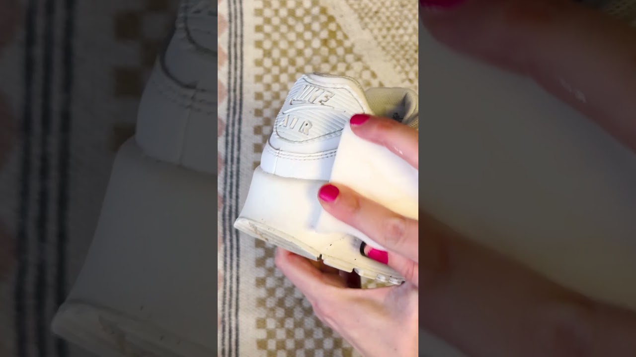 How to Clean Nike Air Maxes