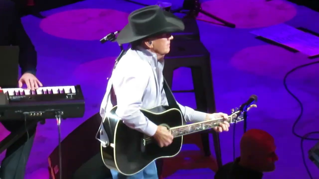 George Strait - You Wreck Me/Feb 2022/Las Vegas, NV/T-Mobile Arena