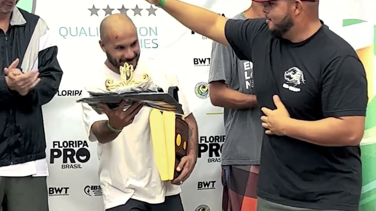 Atleta Maurício Afonso | Bodysurf