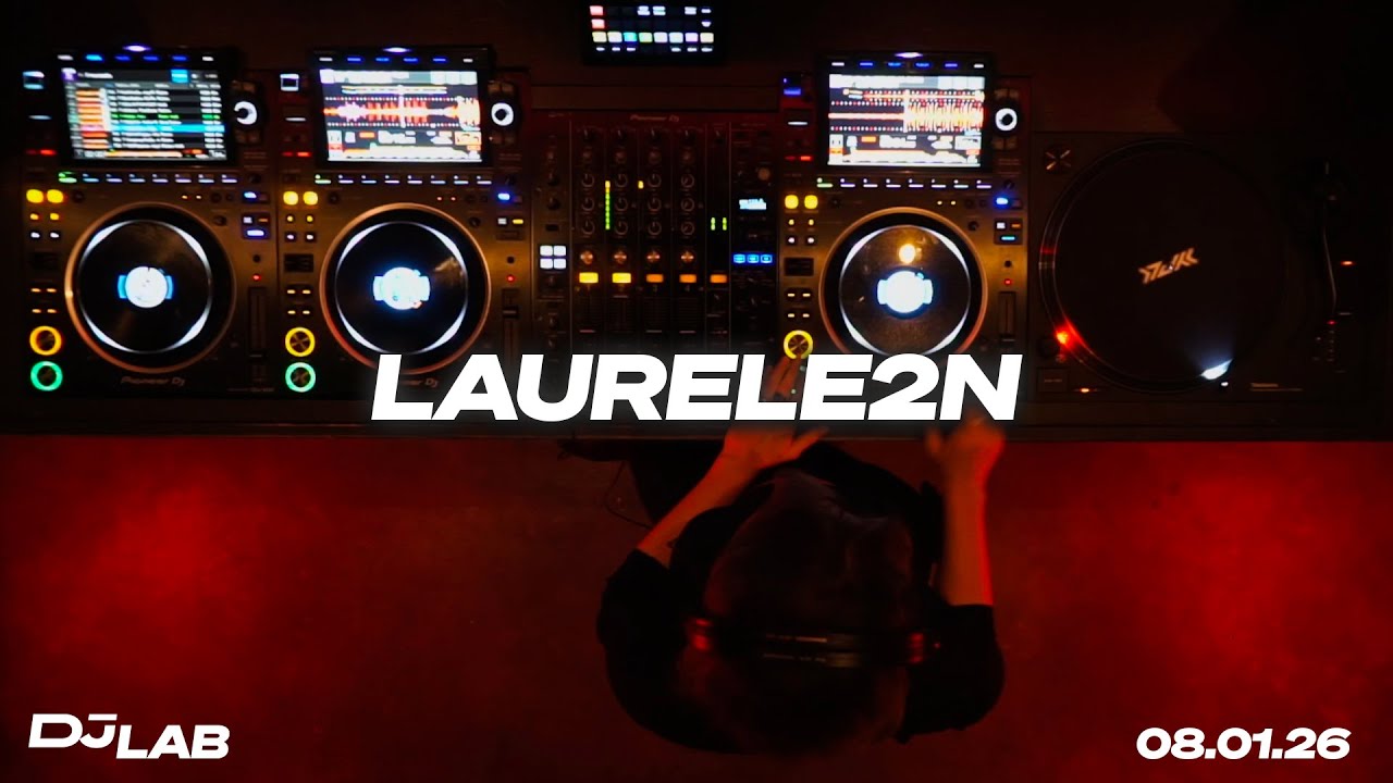 An hour w/ Laurele2n