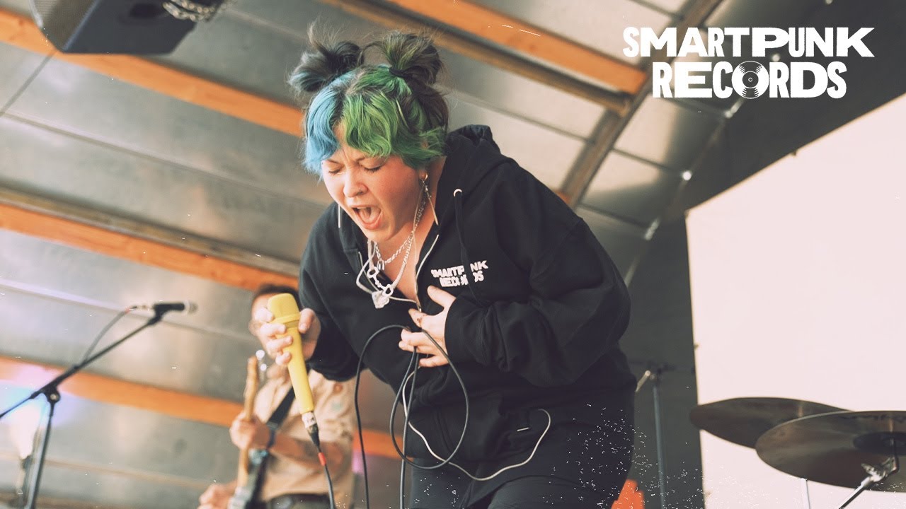lolitslea LIVE @ Smartpunk House - Smartpunk Records SXSW Showcase Austin, TX 3.17.23