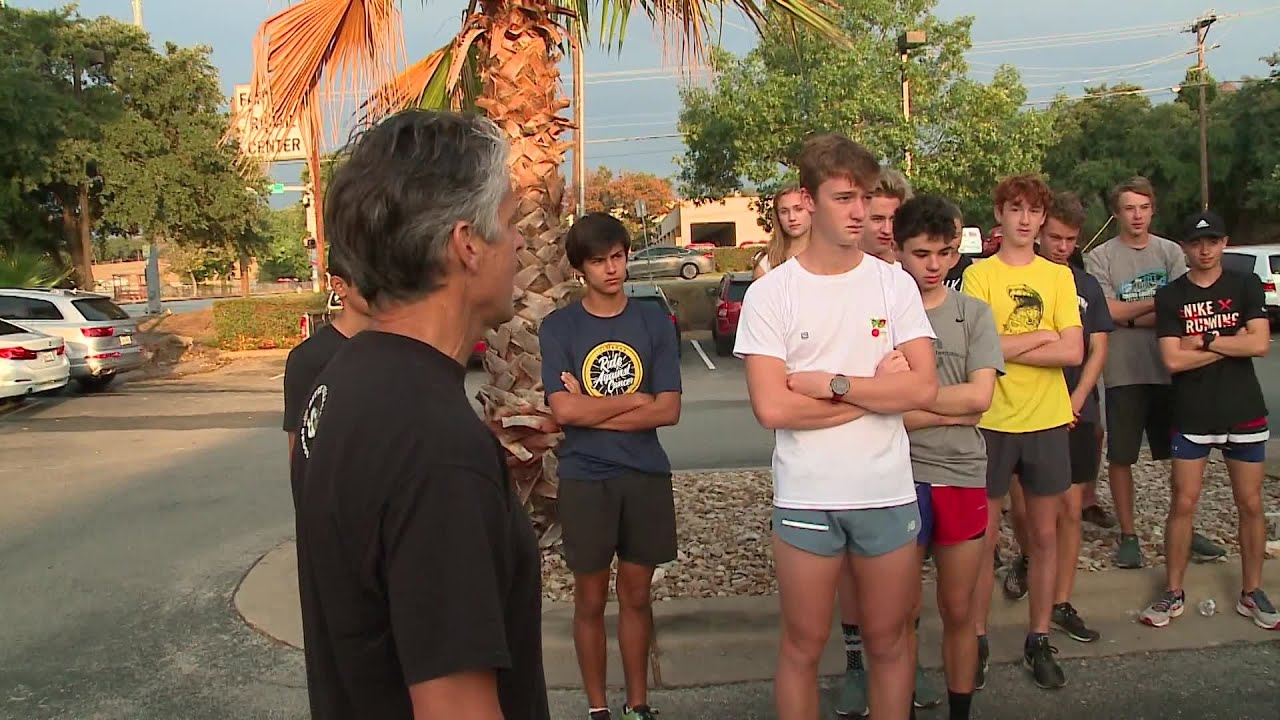 15-year-old leukemia patient presented medal for running his own marathon