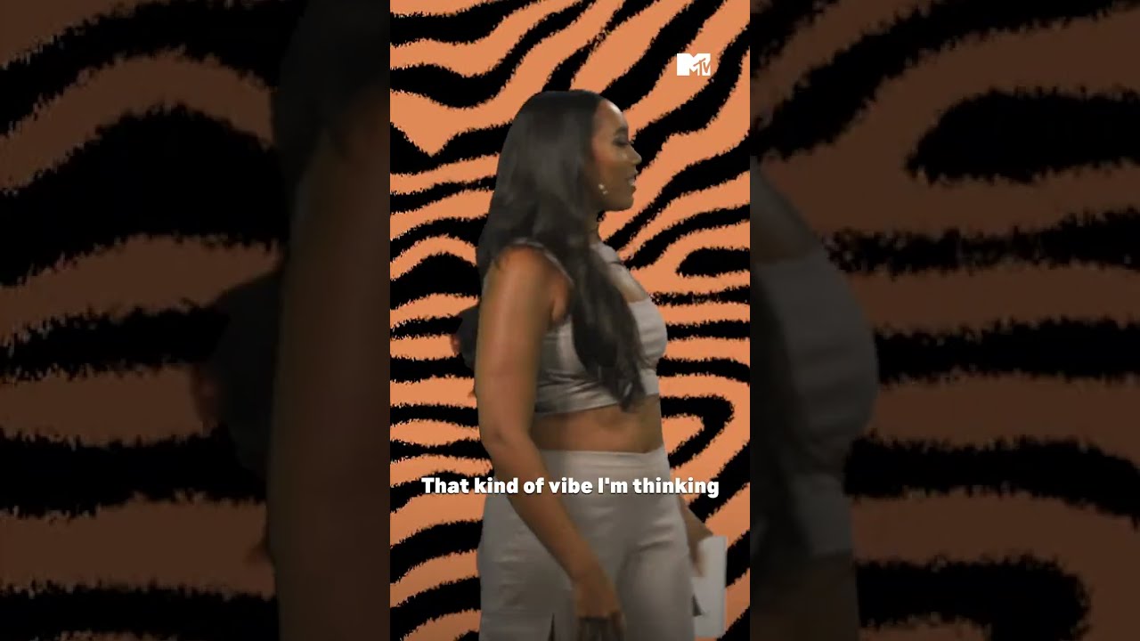 Snoochie Shows Off Her Moves And Gets Invited On Stage With FLOHIO | YO! MTV Raps: Rated