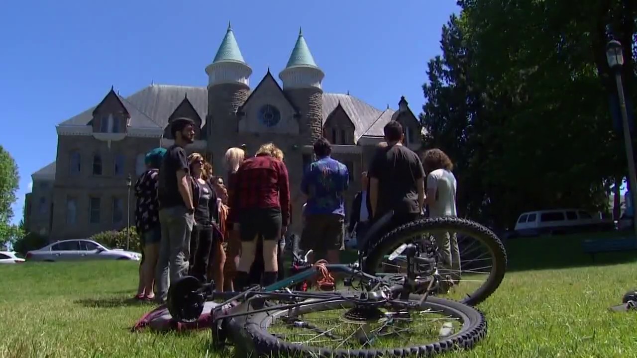 Evergreen professor threatens lawsuit