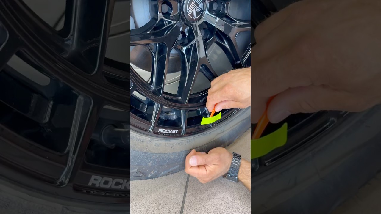 Unique Rim Vinyl Wrap Design for RAM 1500