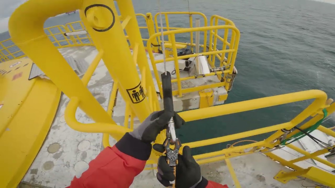 Crew transfert induction offshore wind farm - EDF power solutions (EN)