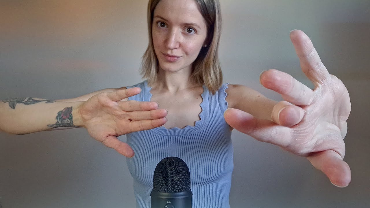 ASMR hand sounds, gloves, personal attention, mouth sounds,.. Patreon names and triggers November
