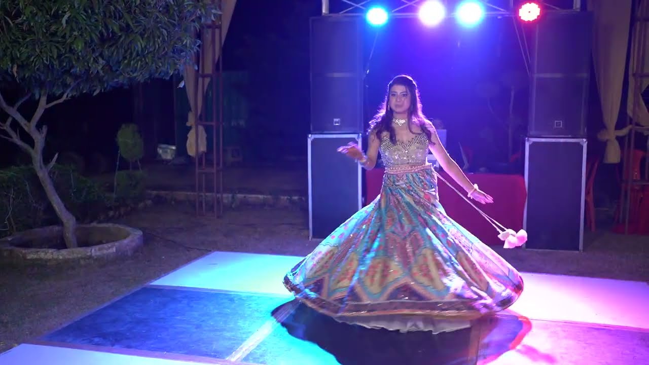 Mehendi dance performance | Bridal solo| Dance cover | Indian Wedding Vibes  | Manish Arya Vlogs