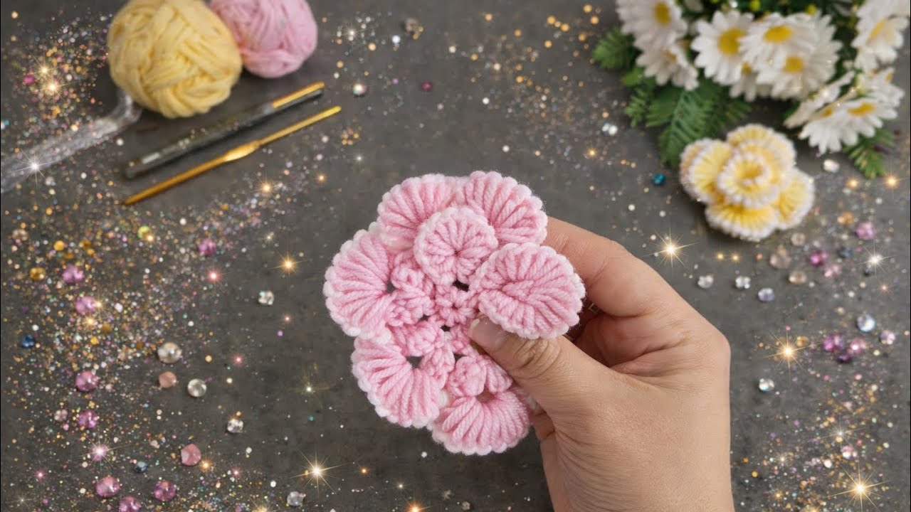 Çok güzel  tıg ile kolay gül örgü