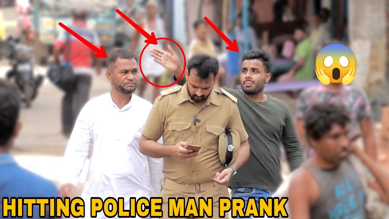 Hitting Police Man Prank ! || MOUZ PRANK