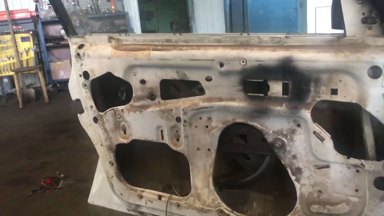 Ремонтирую механизм замка двери на Асконе